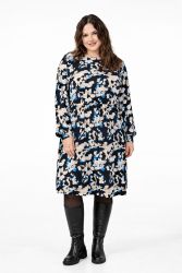 Kjole i plussize med blomsterprint, lange ærmer