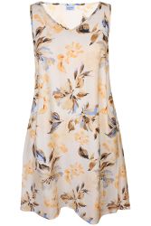 Freya kjole fra Zhenzi med slids i siden