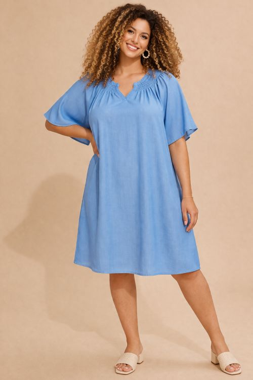 Zhenzi Megane kjole i blå – let og komfortabel med flot fald