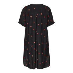 Studio kjole med blomster og flot længde over knæ