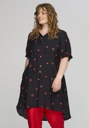 Studio Elma skjortekjole sort med små blomster i viskose