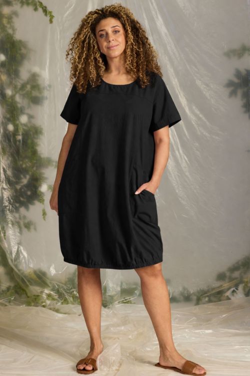 Zhenzi Bomuldskjole – Let, Løs og Komfortabel Pasform