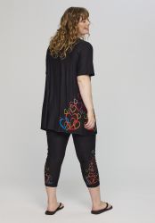 Bløde sorte leggings i viskose med stræk og print til plus size