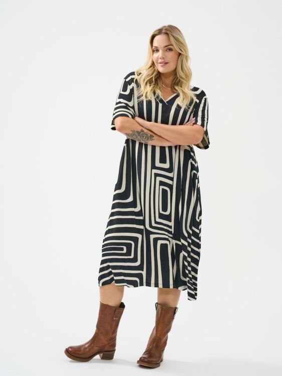 CarFyrla kjole i viskosekvalitet med løs pasform og V-hals