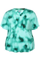 Plus size bluse fra Zhenzi med grøn tropisk print og løs pasform