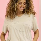 Zhenzi Helen T-shirt i viskosekvalitet med V-hals