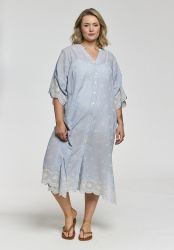Gozzip Lucia kjole blå bomuld med broderi plus size