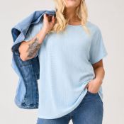 Blød lys blå T-Shirt i åndbart mesh