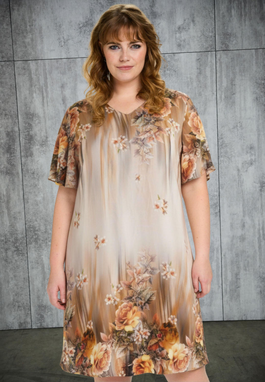 Birgitte kjole fra Studio med romantisk blomsterprint - størrelse S (42-44)