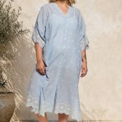 Gozzip Lucia kjole blå bomuld med broderi plus size