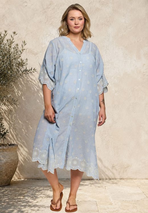Gozzip Lucia kjole blå bomuld med broderi plus size