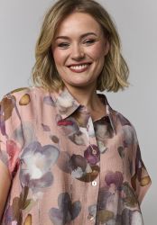 Blomstret Gozzip bluse i rosa nuancer