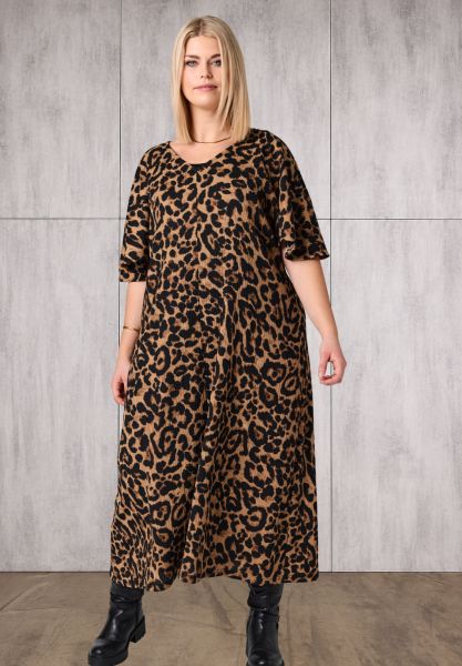 Studio Christa maxikjole med leopardprint