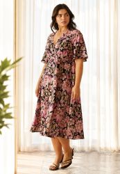 Kaffe Curve KCsarina kjole i Pink Flower Print med blomsterprint