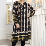 Zhenzi Livia kjole i Dark Olive med flot print