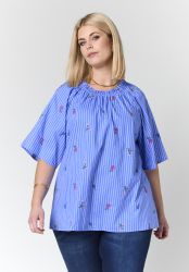 Blå Studio bluse med broderede blomster og striber