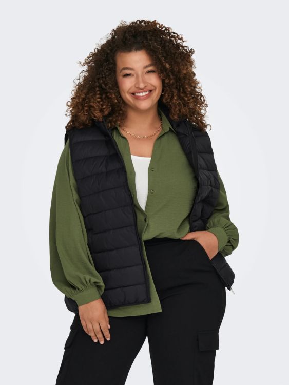 CarNew Tahoe sort vest fra Only Carmakoma
