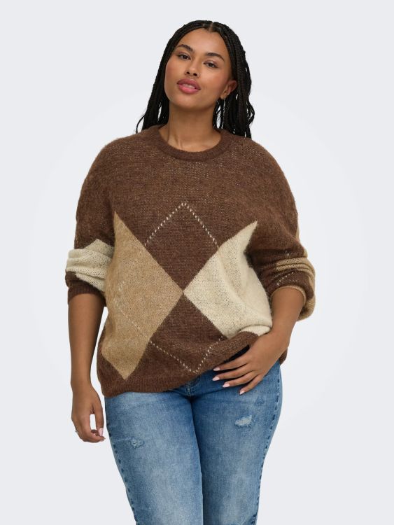 CarNoeme brun strikbluse fra Only Carmakoma