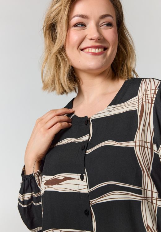 Nova bluse fra Gozzip i 100% viskose