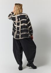 Nova plus size bluse fra Gozzip i sort og brun
