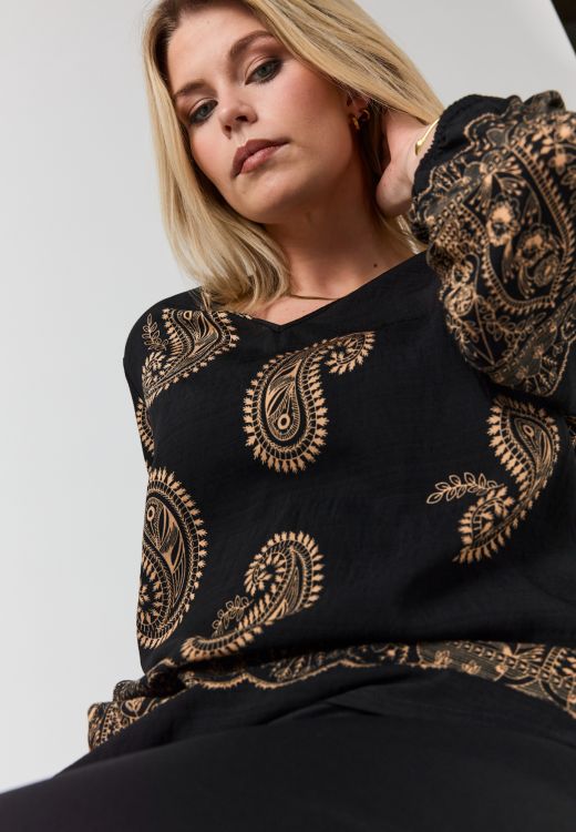 Studio Emmy Bluse i 100% viskose