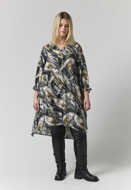 Mønstret plus size tunika fra Studio