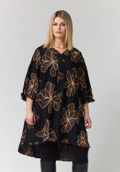 Studio Elma plus size kjole i 100% viskose