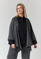 Studio Saga grå plus size cardigan med åben front