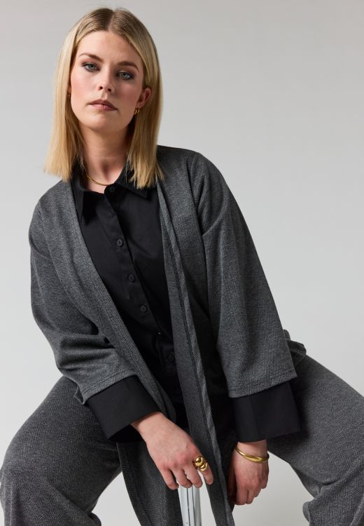 Saga Cardigan i blød viskosekvalitet fra Studio